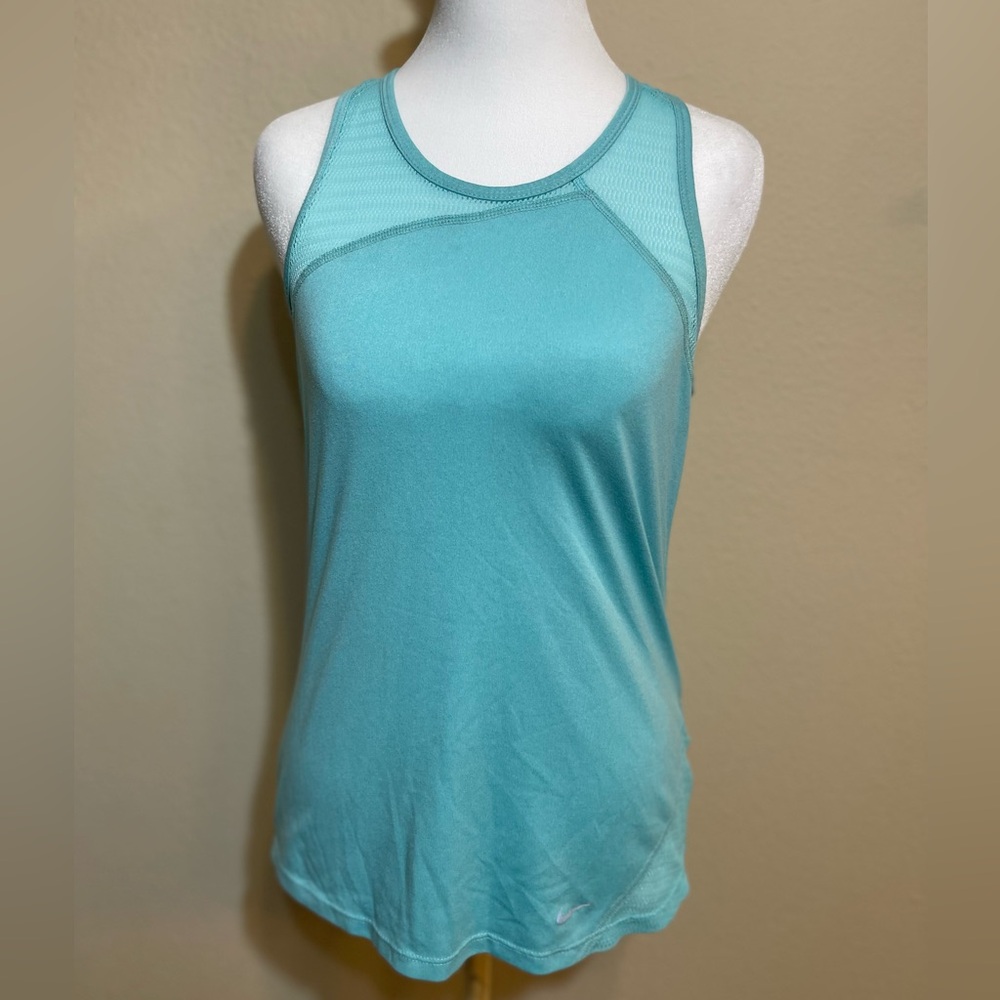 Nike Women's Aqua Dri-fit work out Tank Top Small